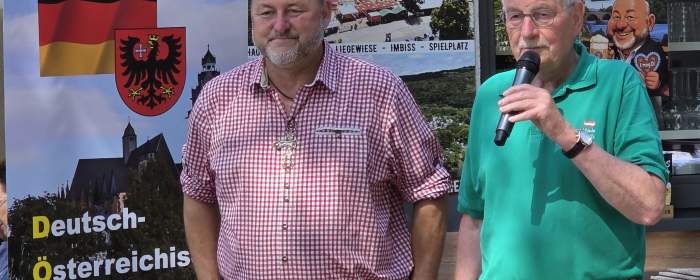 Paulaner-Chef Thomas Hildenbrand und DÖG-Präsident Hans-Jürgen Irmer